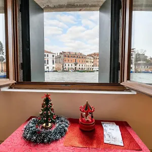 Rubino Flat Canal View Venice